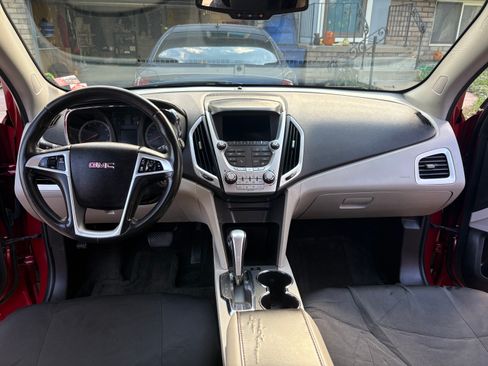Used 2015 GMC Terrain SLE image 9
