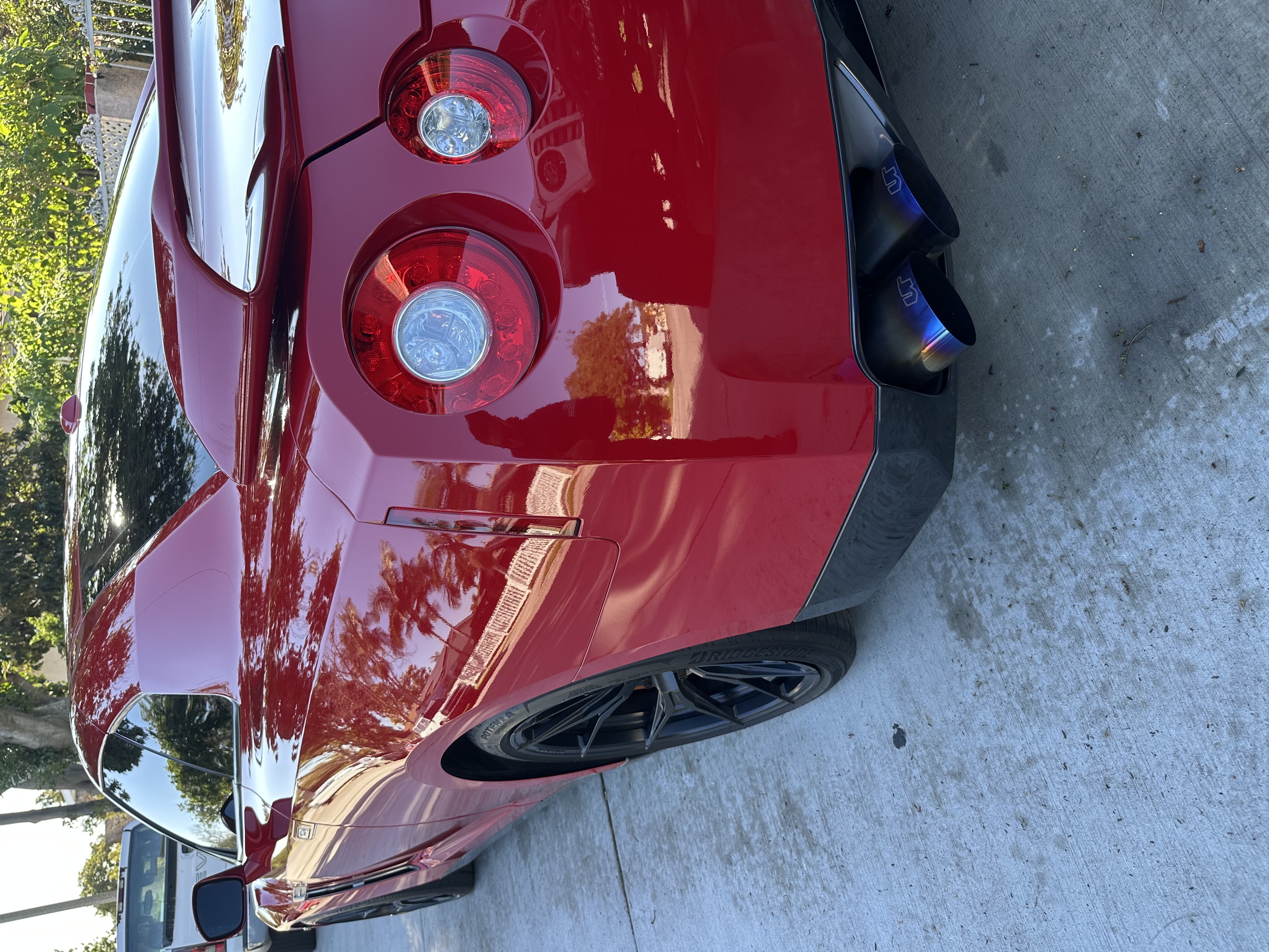 Used 2010 Nissan GT-R Premium AWD/4WD image 13