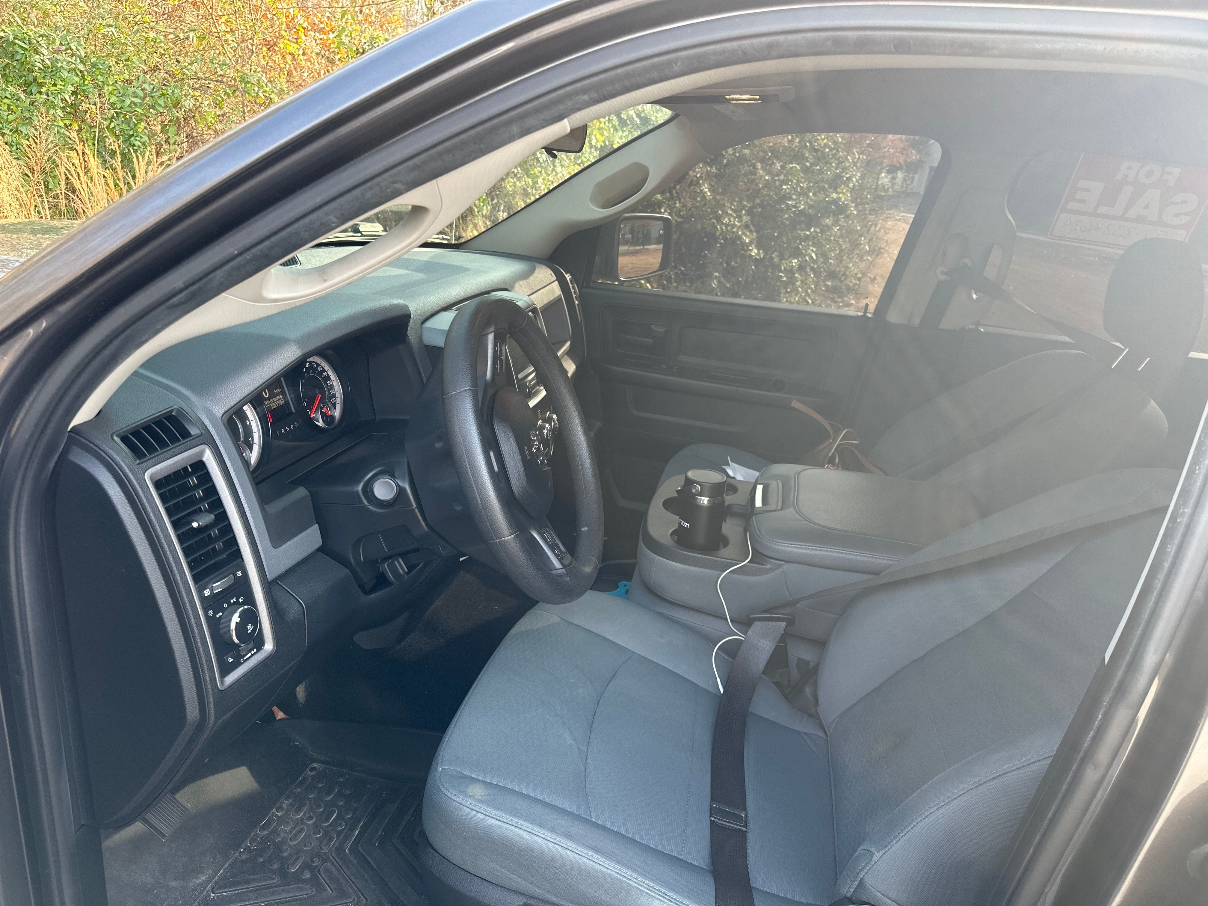 Used 2017 RAM 1500 Express AWD/4WD image 4