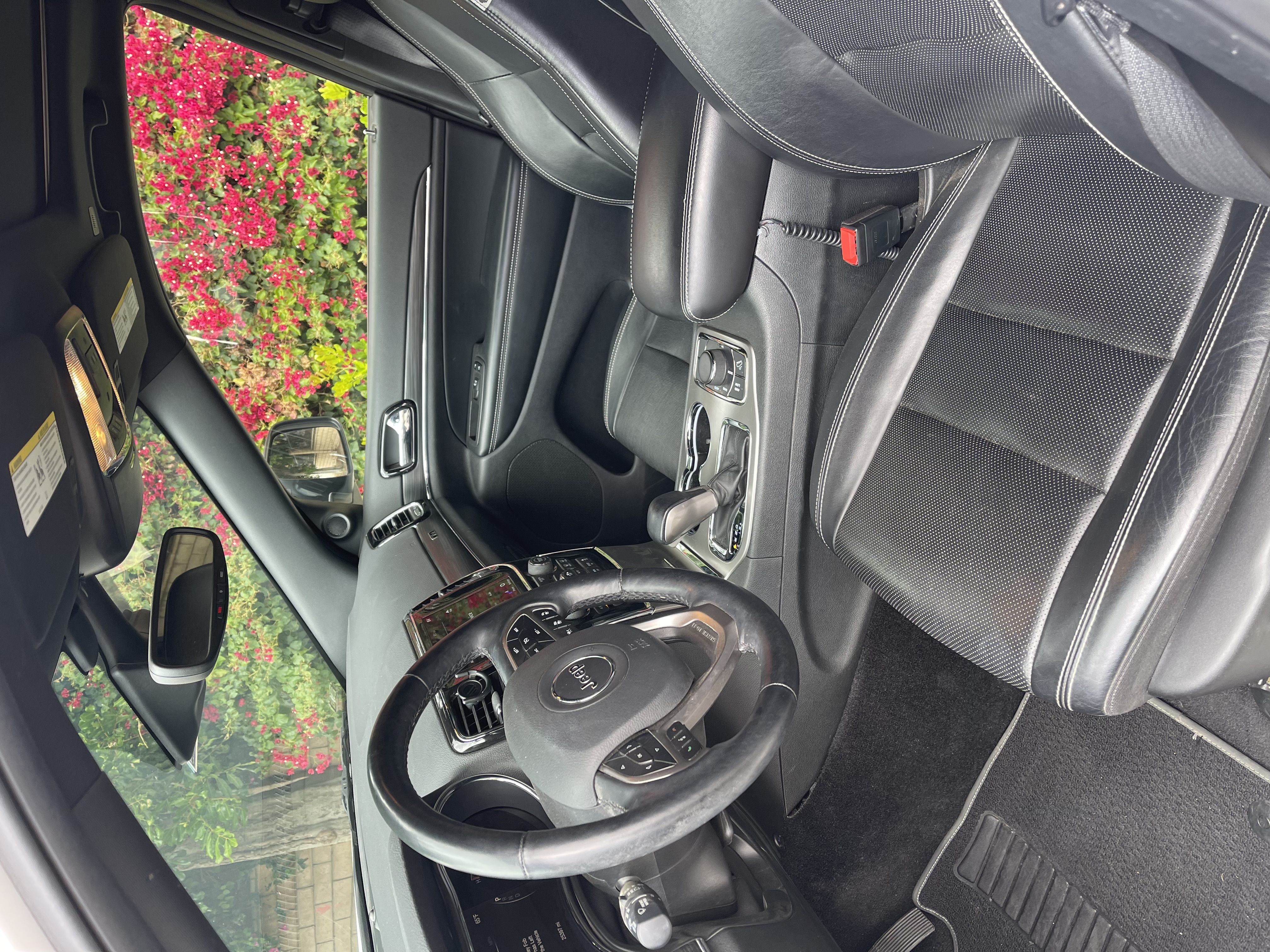 Used 2021 Jeep Grand Cherokee Limited w/ Quick Order Package 28K 80th AWD/4WD image 5