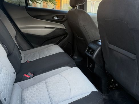 Used 2019 Chevrolet Equinox LS w/ LS Convenience Package FWD image 15