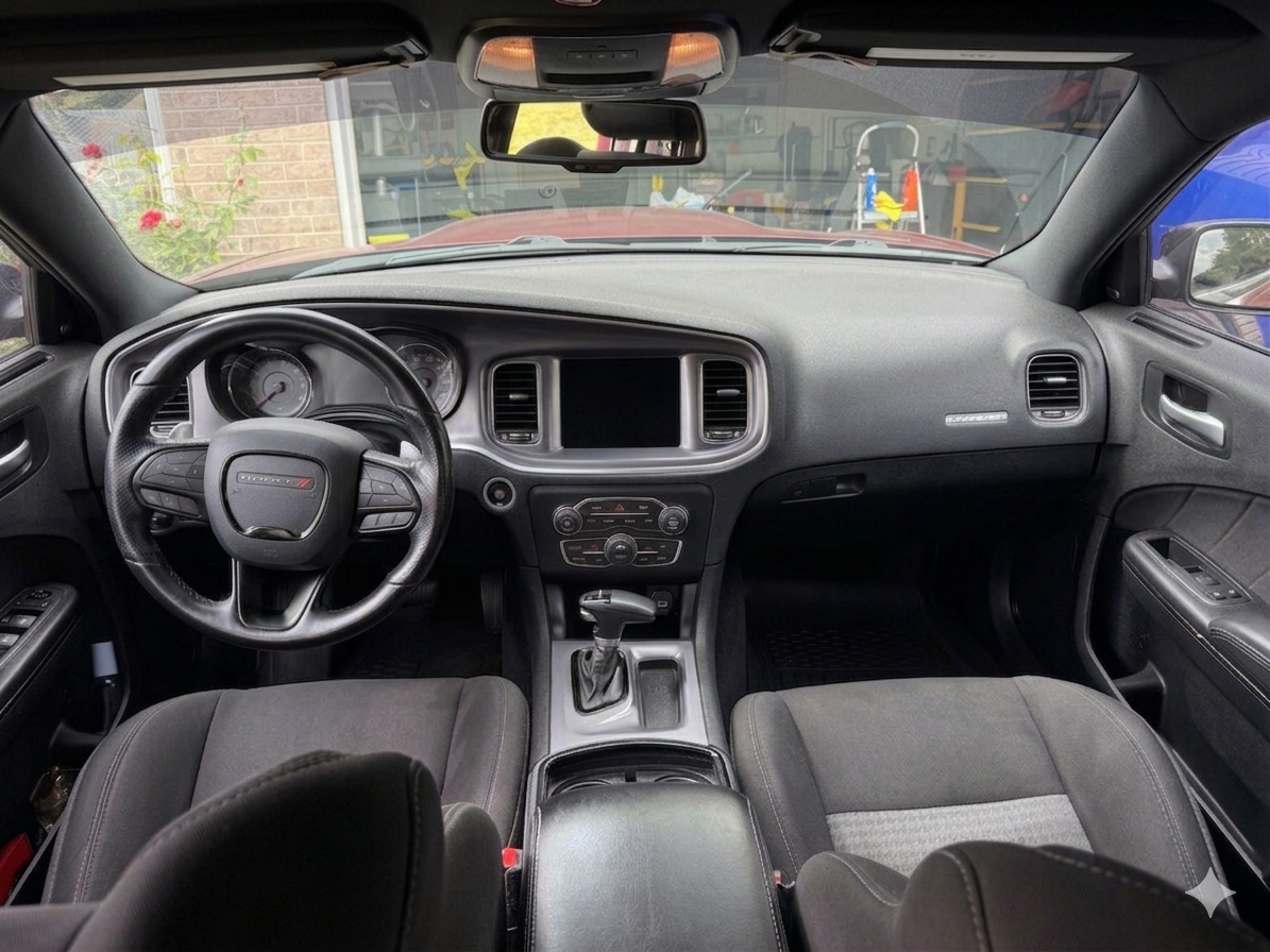 Used 2020 Dodge Charger GT w/ Blacktop Package RWD image 9