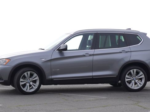 Used 2013 BMW X3 xDrive35i image 2