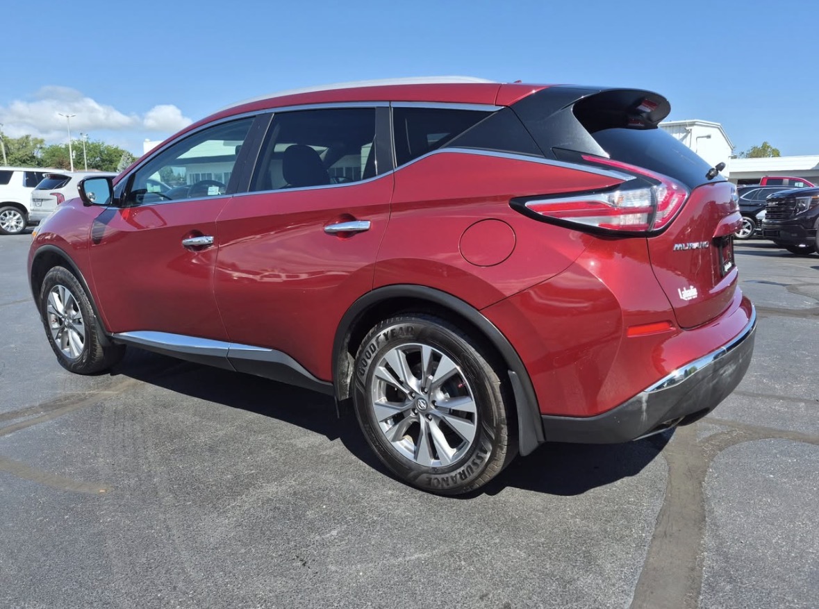 Used 2016 Nissan Murano SV w/ Cargo Package AWD/4WD image 1