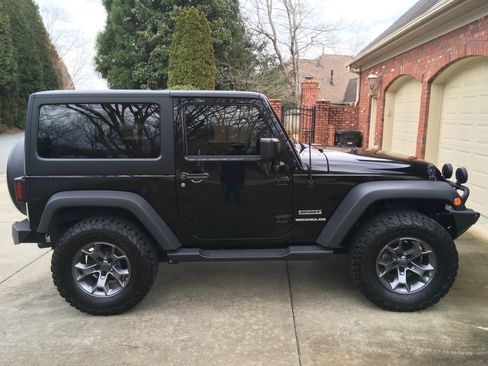 Used 2017 Jeep Wrangler Sport w/ Quick Order Package 24S image 21