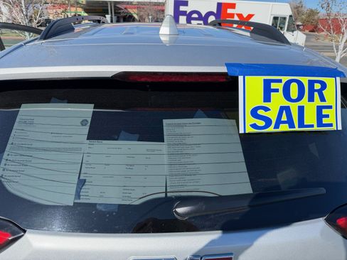 Used 2018 GMC Terrain SLE w/ Driver Convenience Package image 2