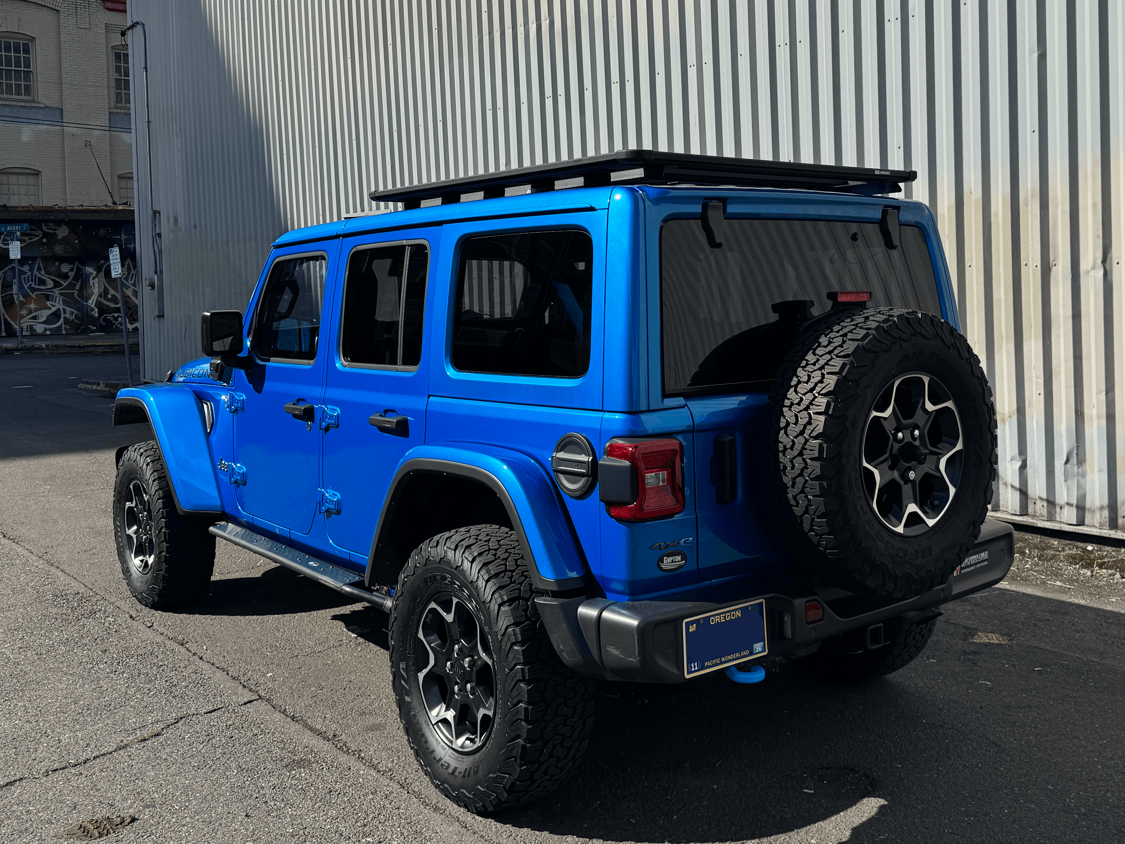 Used 2021 Jeep Wrangler Unlimited Rubicon 4xe w/ Cold Weather Group AWD/4WD image 4