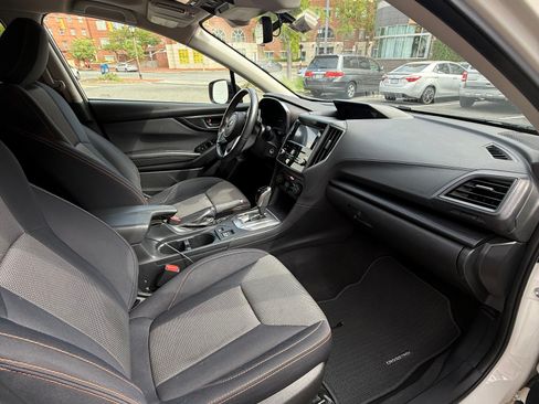 Used 2019 Subaru Crosstrek 2.0i Premium AWD/4WD image 16