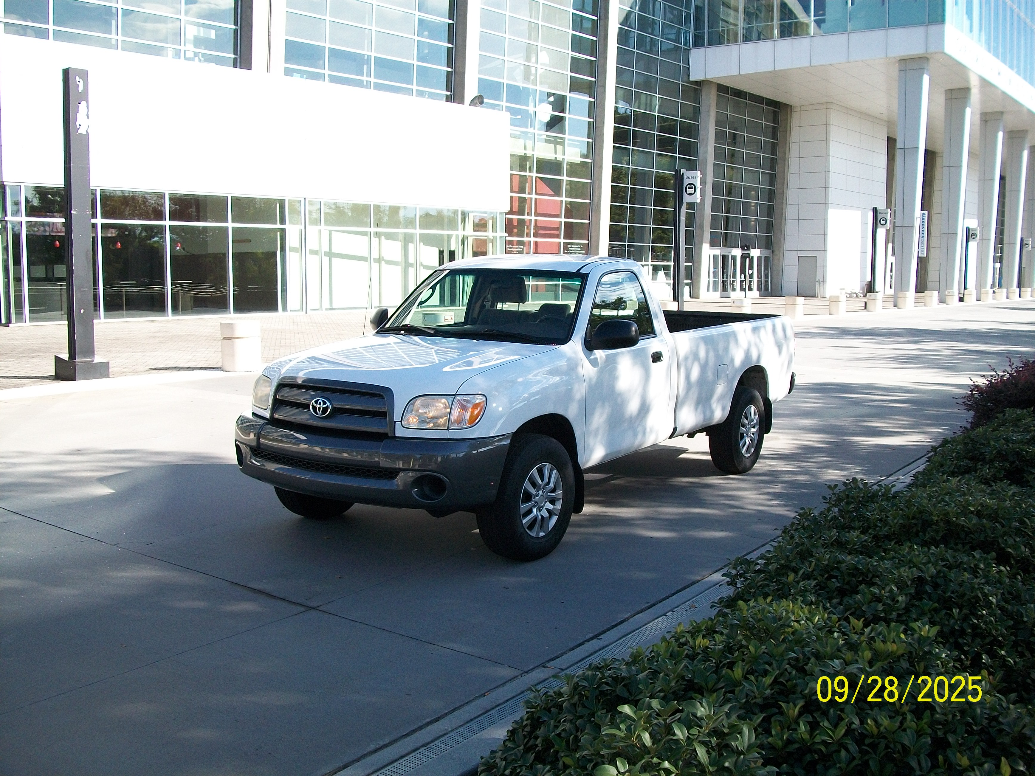 Used 2005 Toyota Tundra 2WD Regular Cab image 9