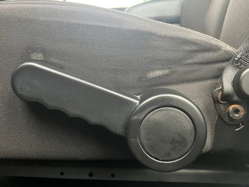 Used 2013 Jeep Wrangler Unlimited Sport image 20