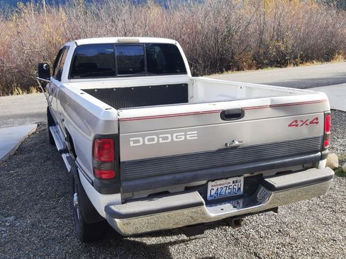 Used 1997 Dodge Ram 2500 Truck 4x4 Club Cab image 6