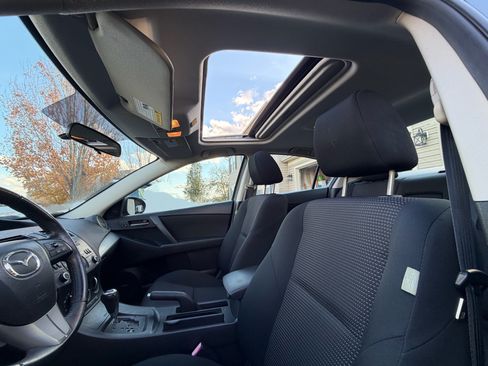 Used 2012 MAZDA MAZDA3 i Touring image 27