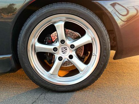 Used 2002 Porsche 911 Targa image 16