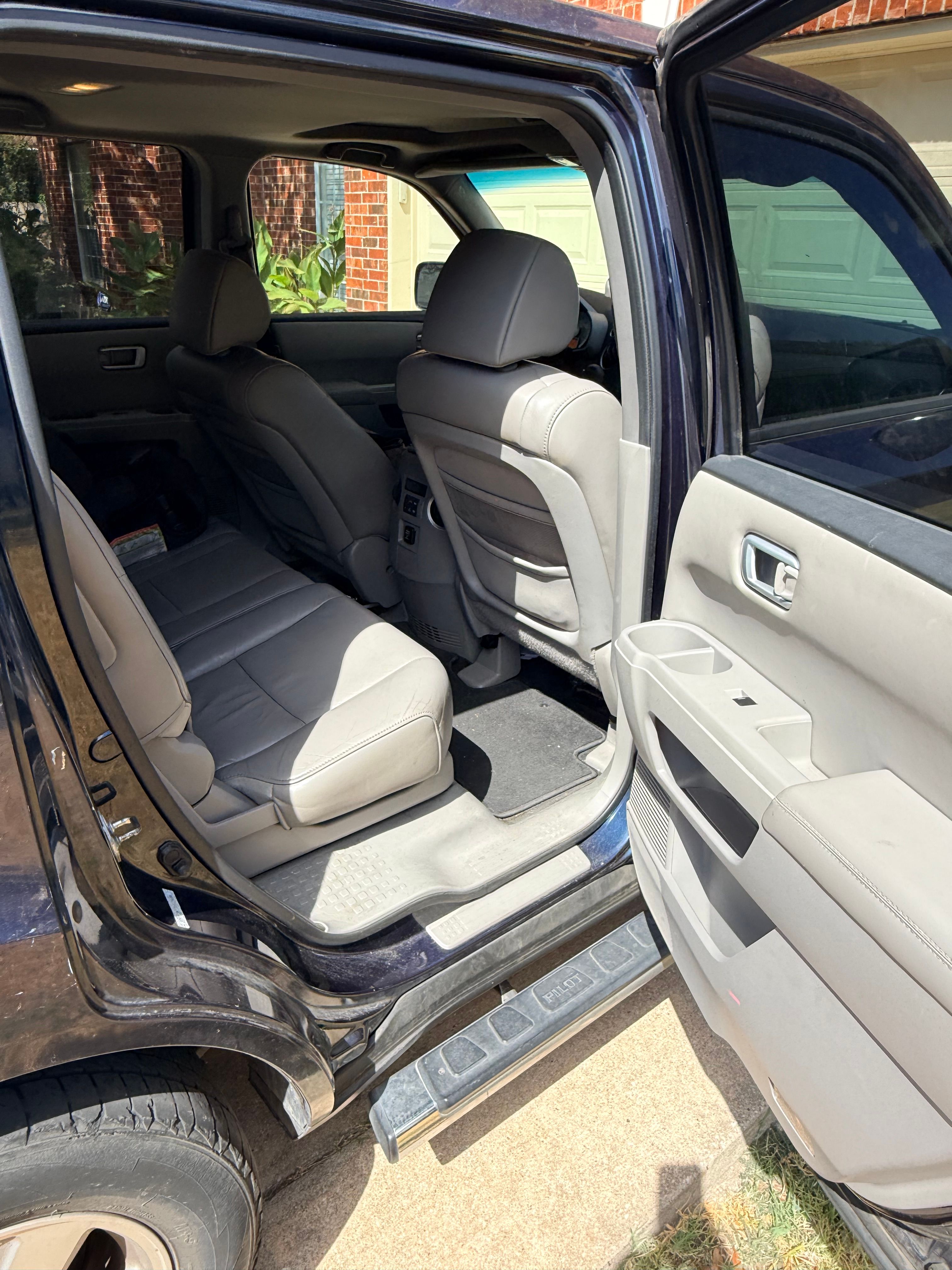 Used 2011 Honda Pilot EX-L image 14