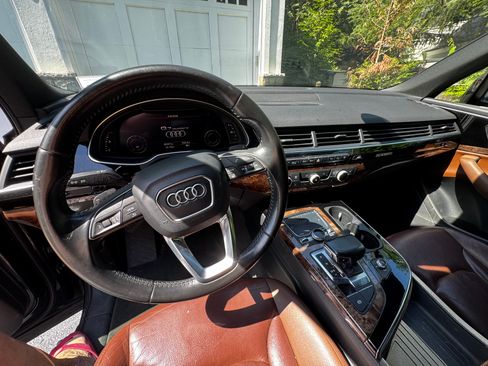 Used 2017 Audi Q7 3.0T Premium Plus AWD/4WD image 6