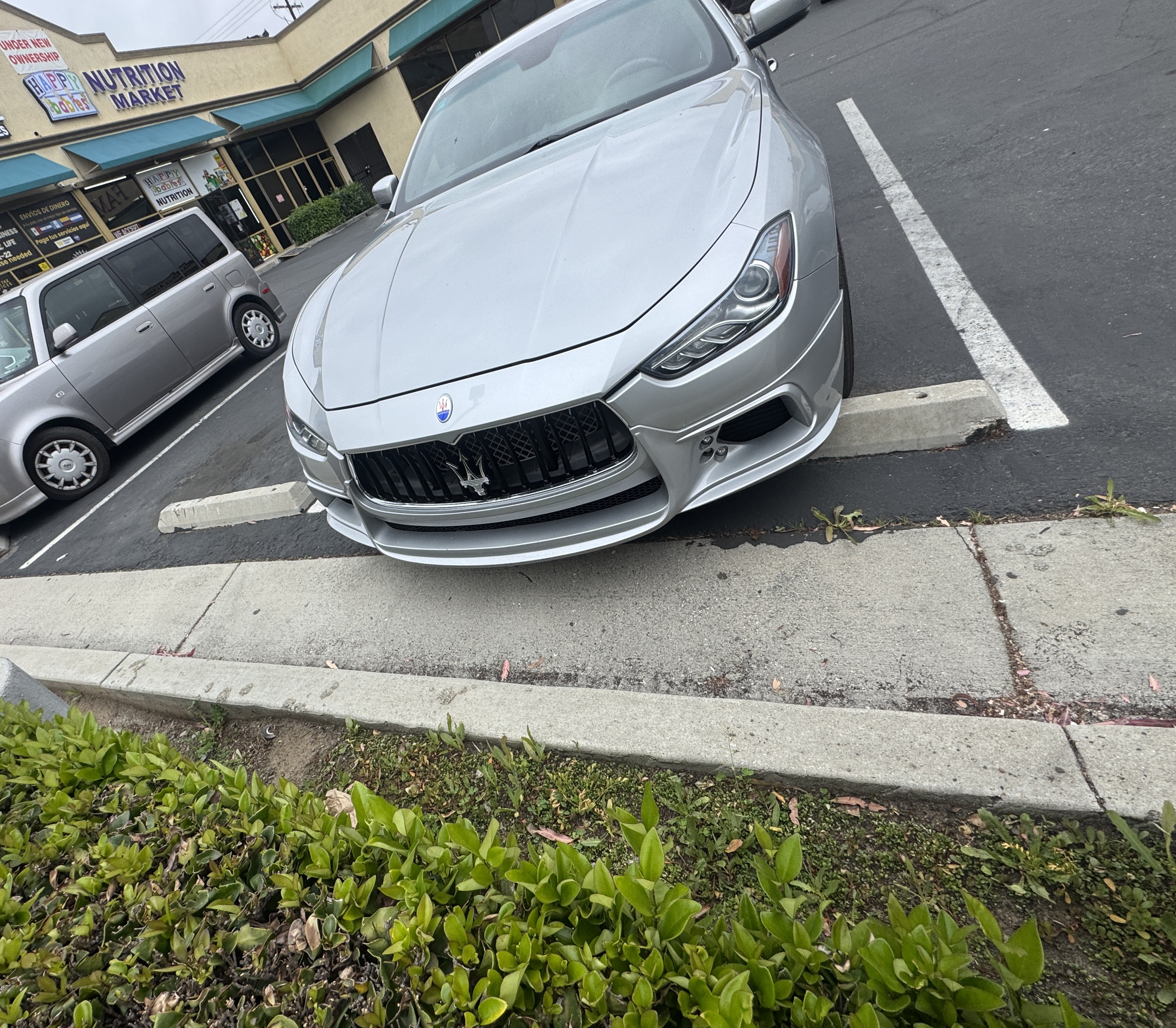 Used 2014 Maserati Ghibli RWD image 1