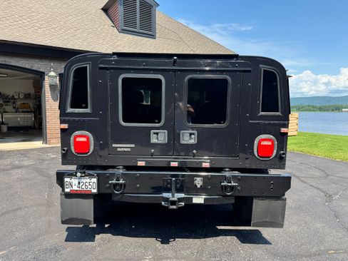 Used 1998 HUMMER H1 4-Door Wagon AWD/4WD image 26