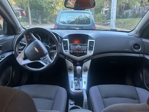 Used 2014 Chevrolet Cruze LT w/ Technology Package image 1