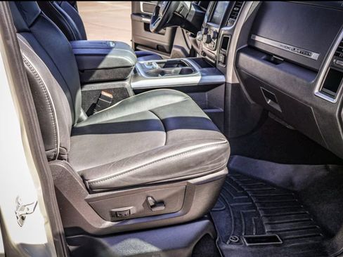 Used 2016 RAM 1500 Limited image 19