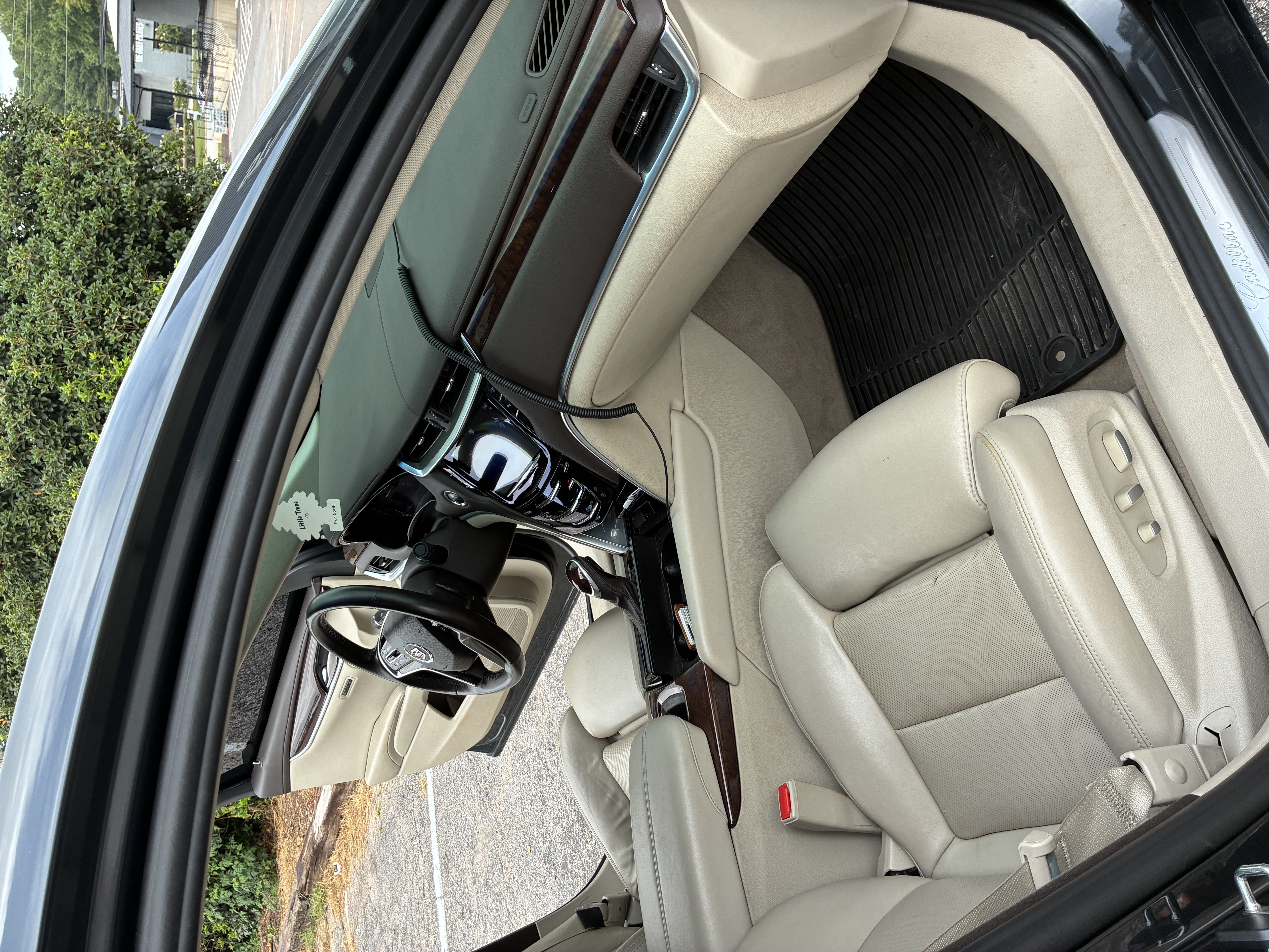 Used 2014 Cadillac XTS Luxury AWD/4WD image 12