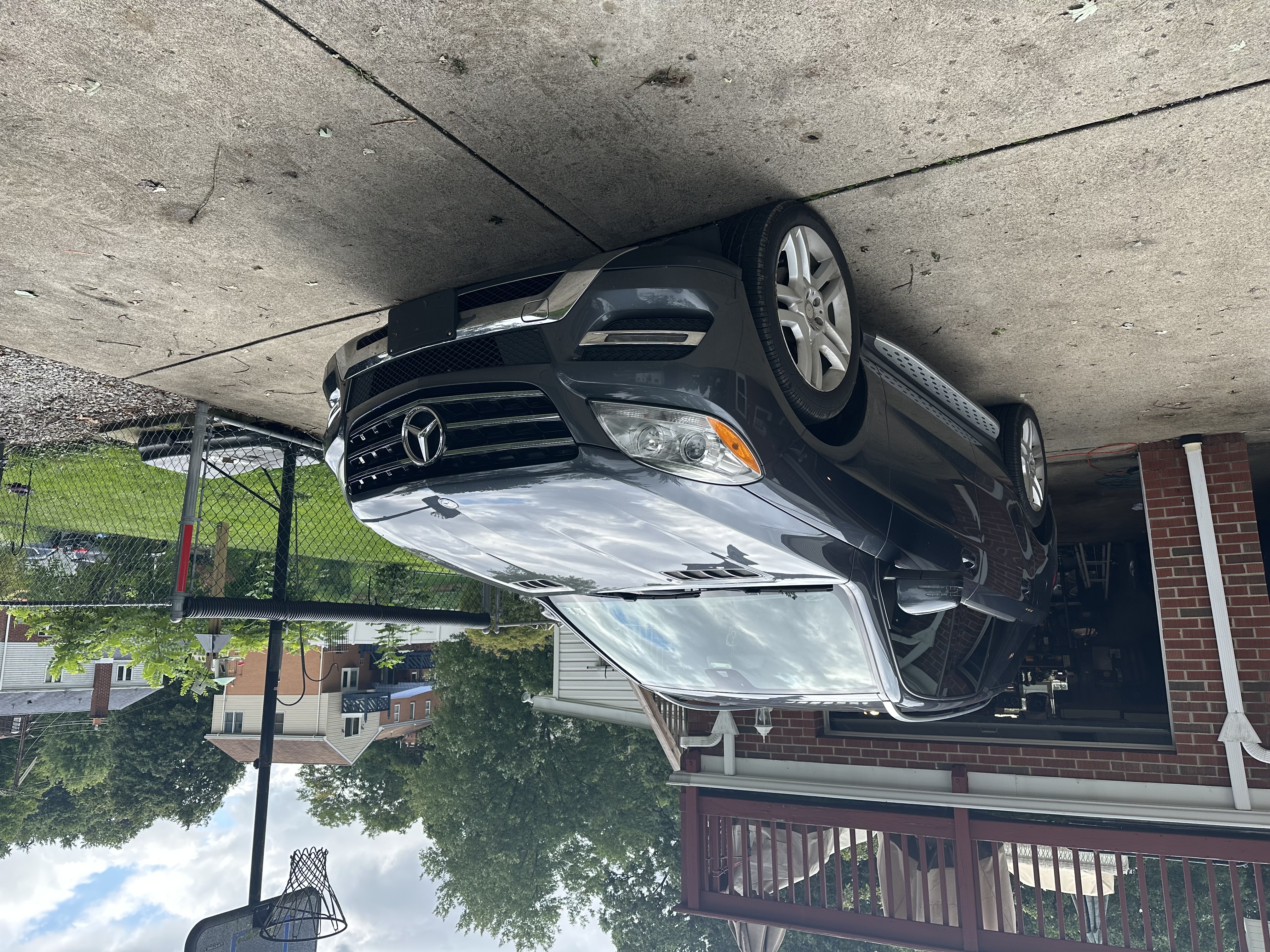 Used 2015 Mercedes-Benz ML 350 4MATIC image 2