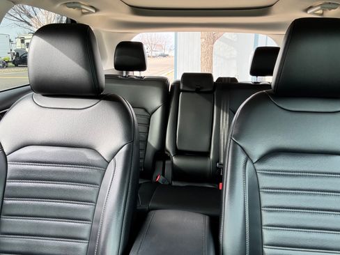 Used 2020 Ford Edge SEL w/ Cold Weather Package image 9