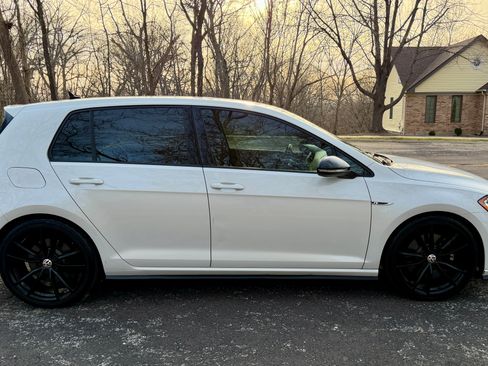 Used 2019 Volkswagen Golf 4-Door AWD/4WD image 5