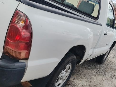 Used 2006 Toyota Tacoma 2WD Regular Cab image 9