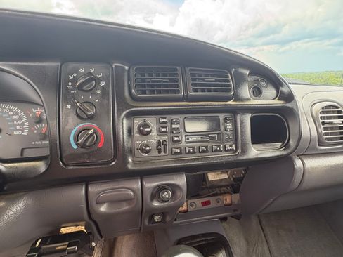 Used 2001 Dodge Ram 3500 Truck 4x4 Quad Cab image 15