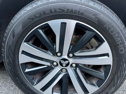 Used 2020 Mitsubishi Outlander Sport SE AWD/4WD image 9