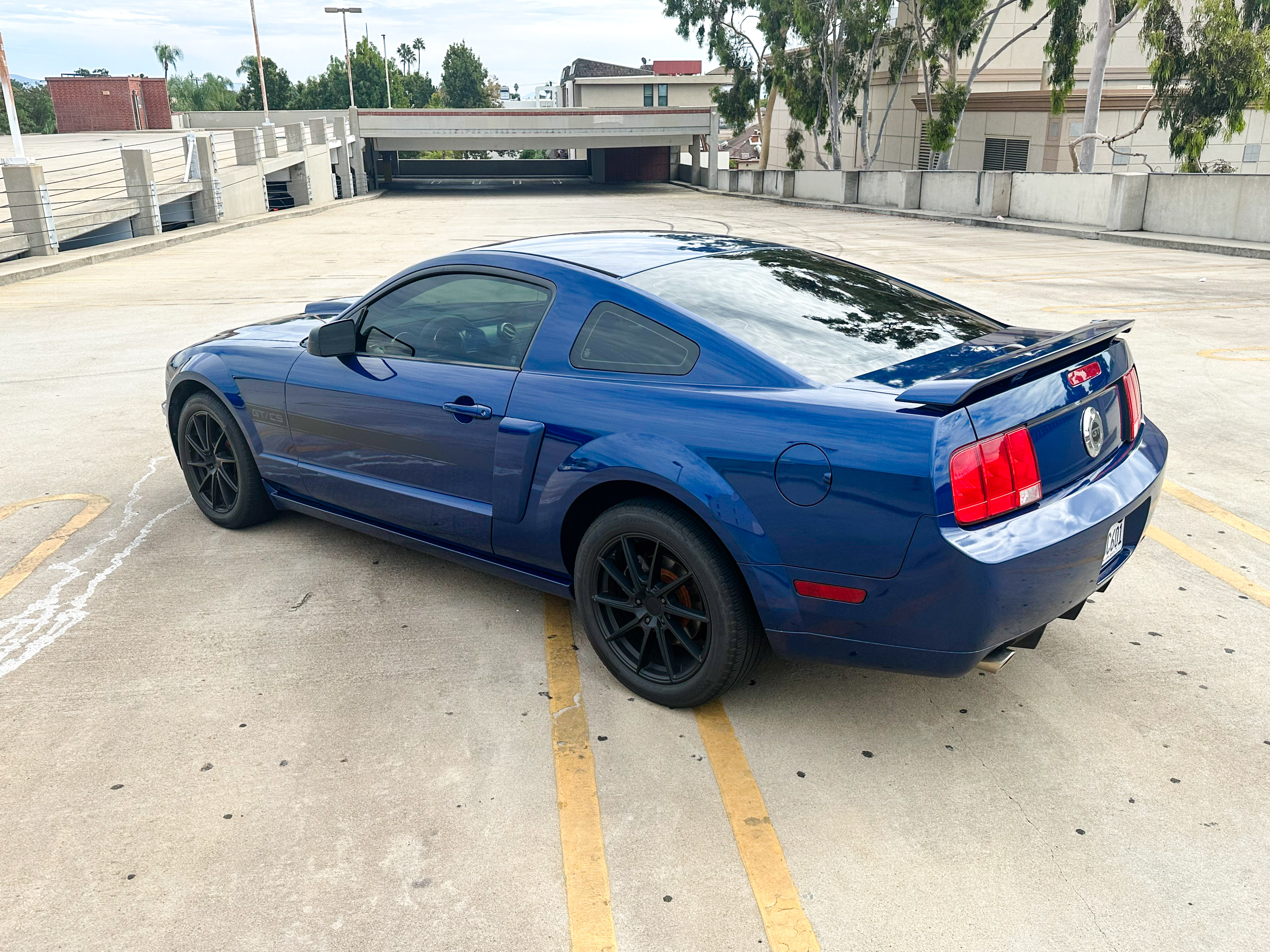 Used 2008 Ford Mustang GT Premium RWD image 4