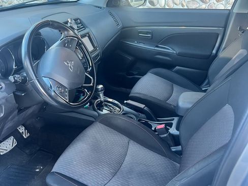 Used 2017 Mitsubishi Outlander Sport ES image 4