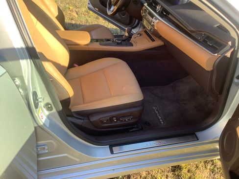 Used 2017 Lexus ES 350 image 11