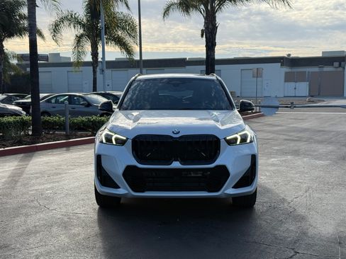 Used 2023 BMW X1 xDrive28i w/ Premium Package AWD/4WD image 2