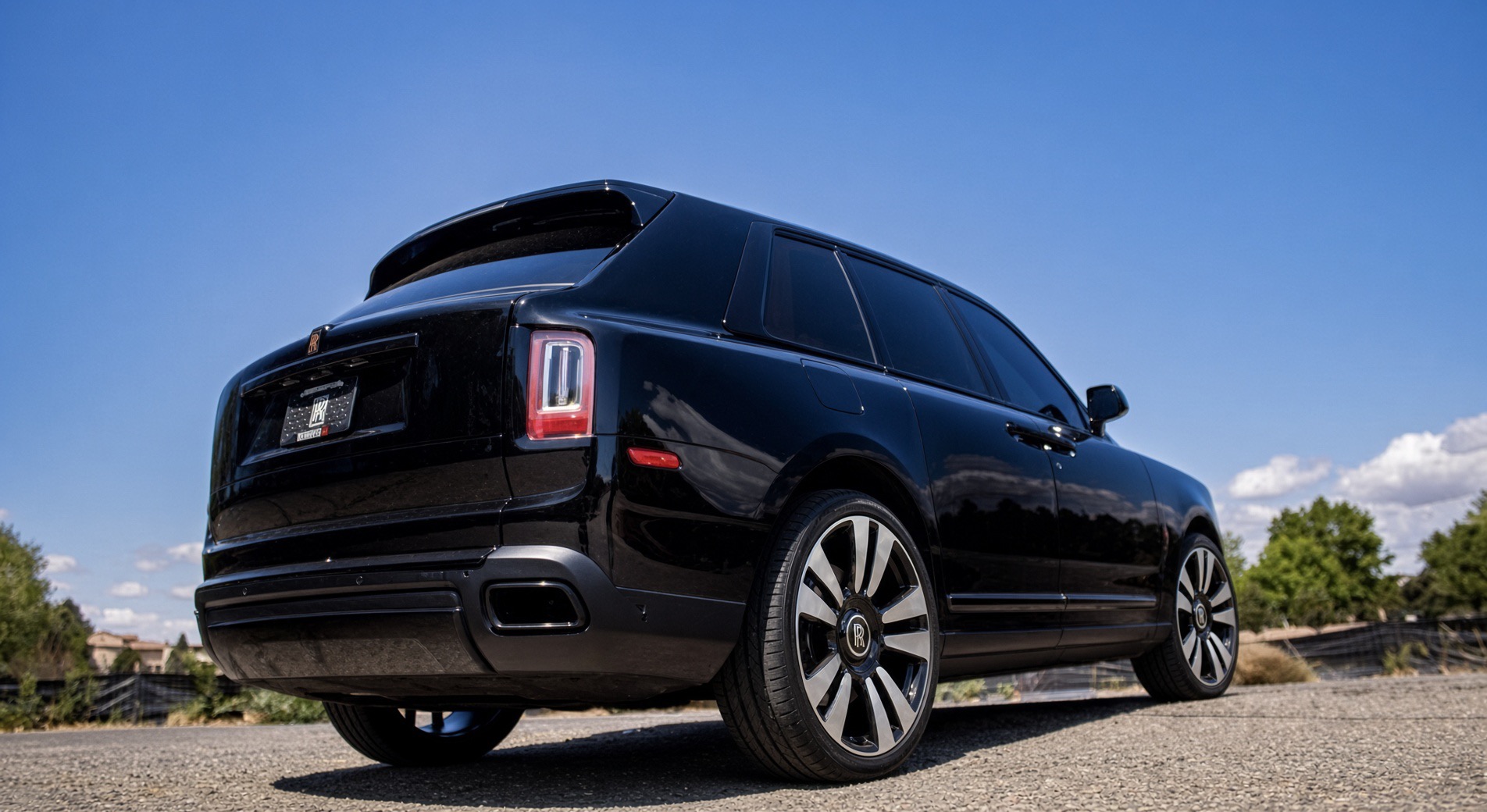 Used 2022 Rolls-Royce Cullinan w/ Dynamic Package AWD/4WD image 26