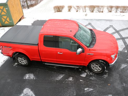 Used 2016 Ford F150 Lariat image 6