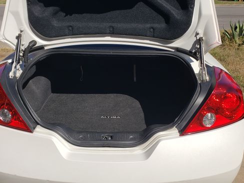 Used 2009 Nissan Altima 2.5 S w/ Premium Pkg image 12