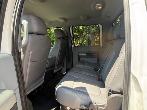Used 2015 Ford F250 XLT AWD/4WD image 10