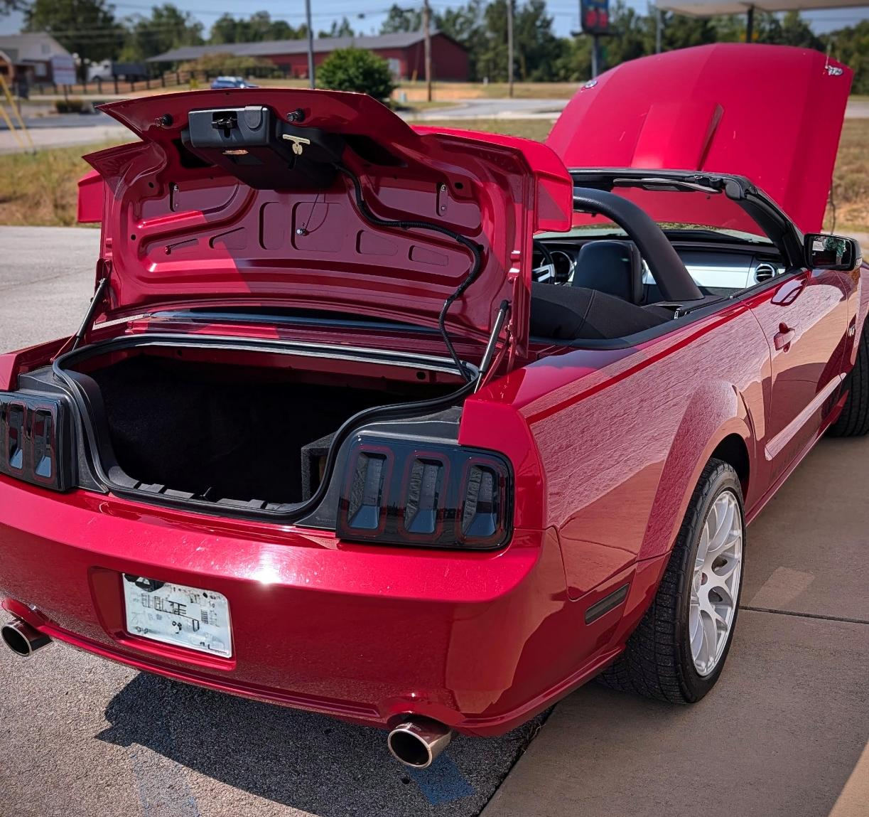 Used 2008 Ford Mustang GT Premium RWD image 8