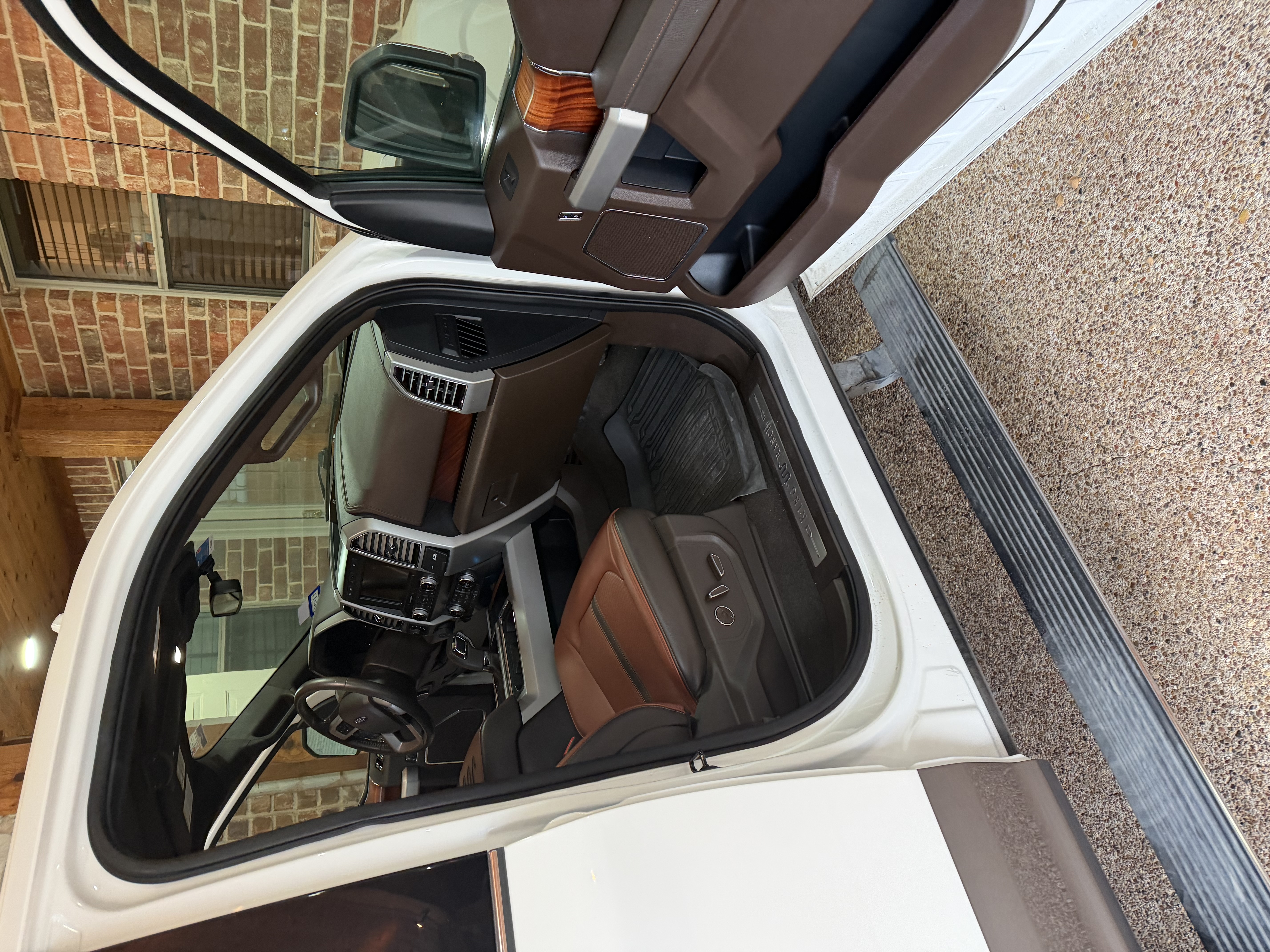 Used 2019 Ford F150 King Ranch w/ Equipment Group 601A Luxury AWD/4WD image 12