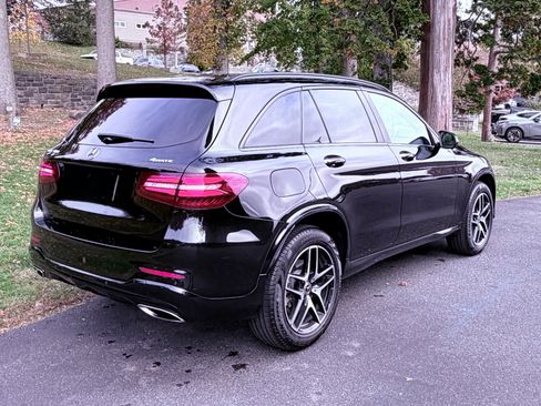 Used 2017 Mercedes-Benz GLC 300 4MATIC image 8