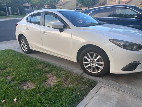Used 2016 MAZDA MAZDA3 i Sport w/ Preferred Equipment Package FWD image 1