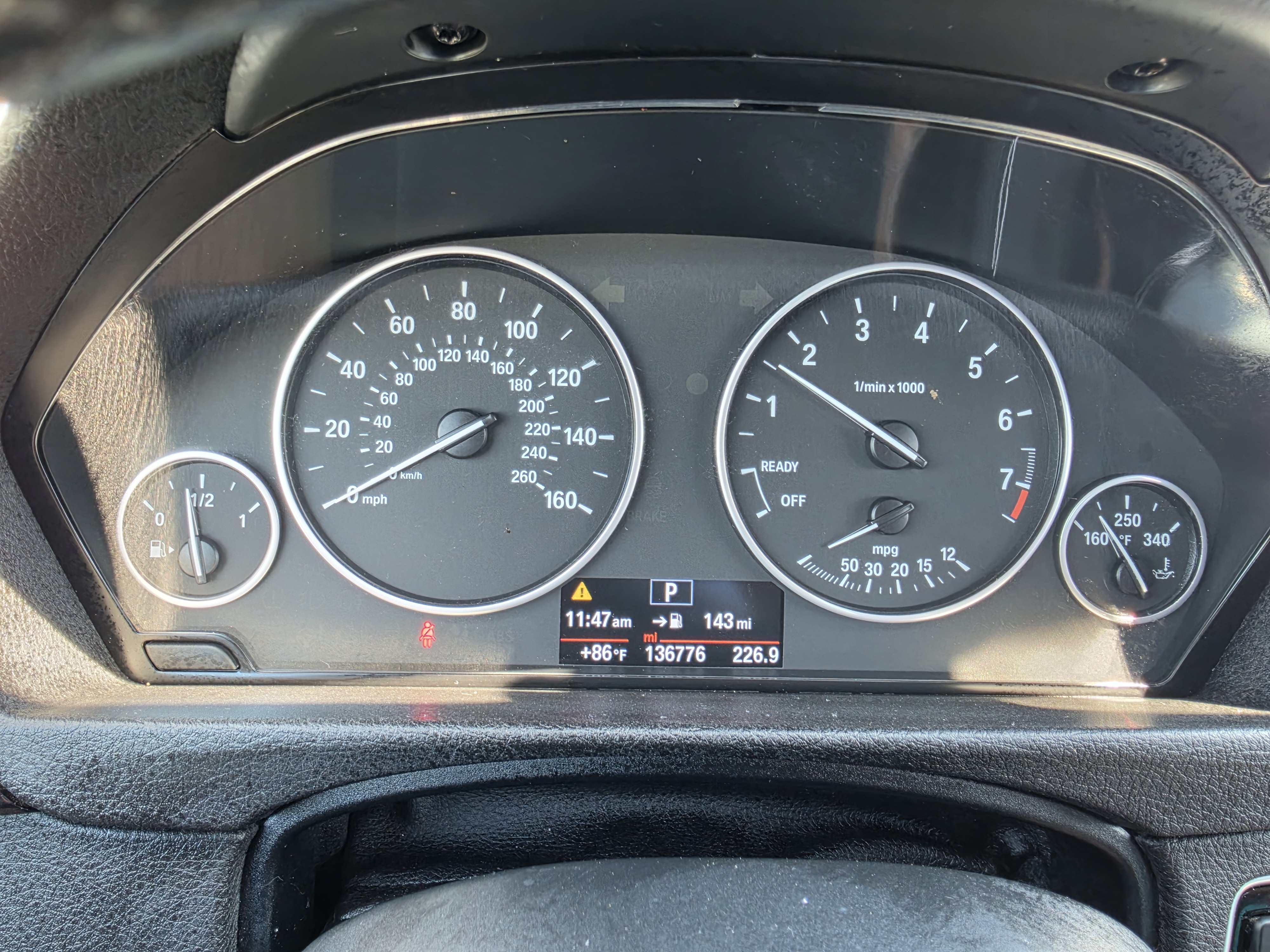 Used 2016 BMW 320i Sedan RWD image 10