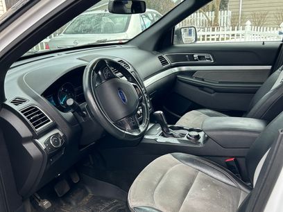 Used 2017 Ford Explorer XLT w/ Equipment Group 202A