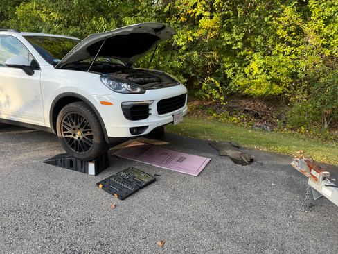 Used 2016 Porsche Cayenne image 4