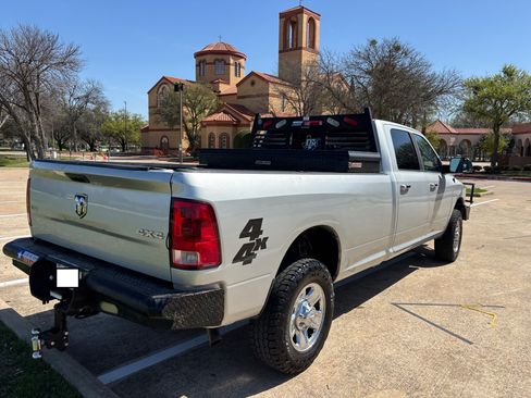 Used 2014 RAM 2500 SLT image 6