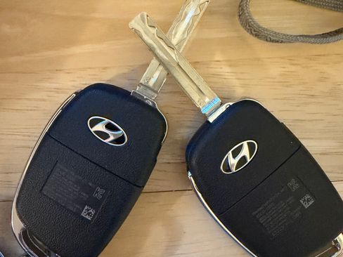 Used 2018 Hyundai Tucson SEL image 16