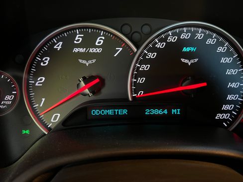 Used 2007 Chevrolet Corvette Convertible w/ Preferred Equipment Group RWD image 10