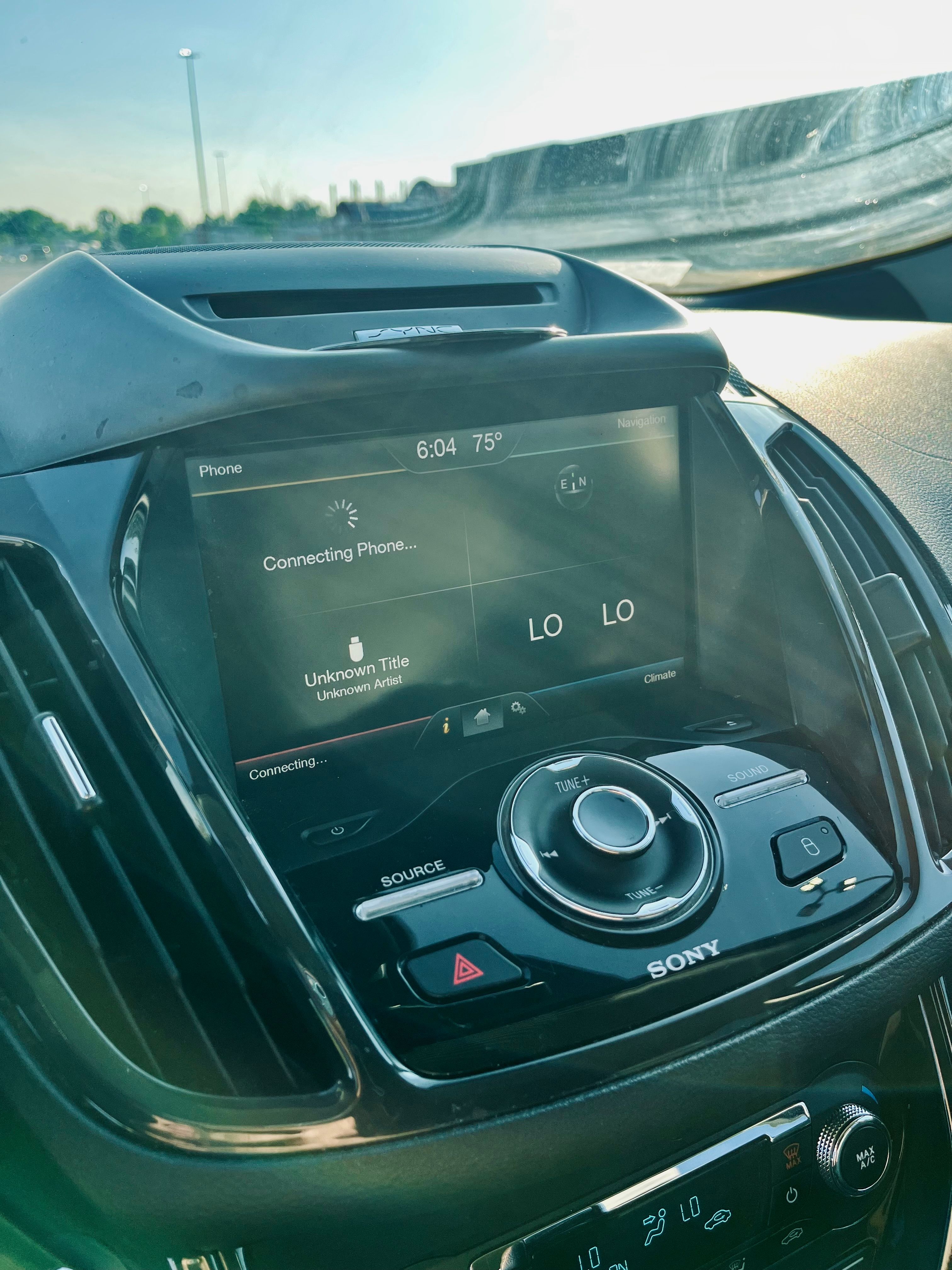 Used 2014 Ford Escape Titanium FWD image 8