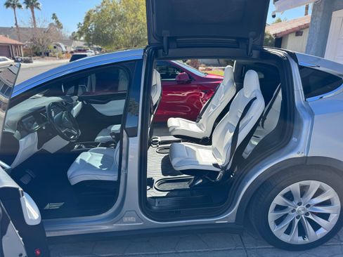 Used 2016 Tesla Model X P90D AWD/4WD image 12